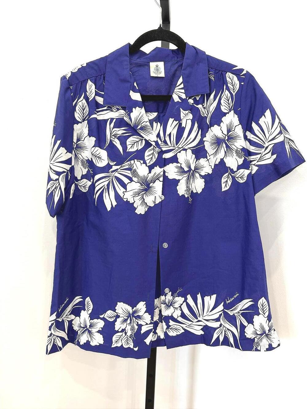 Men's Hawaiian Floral Print Short Sleeve Button-Up Shirt